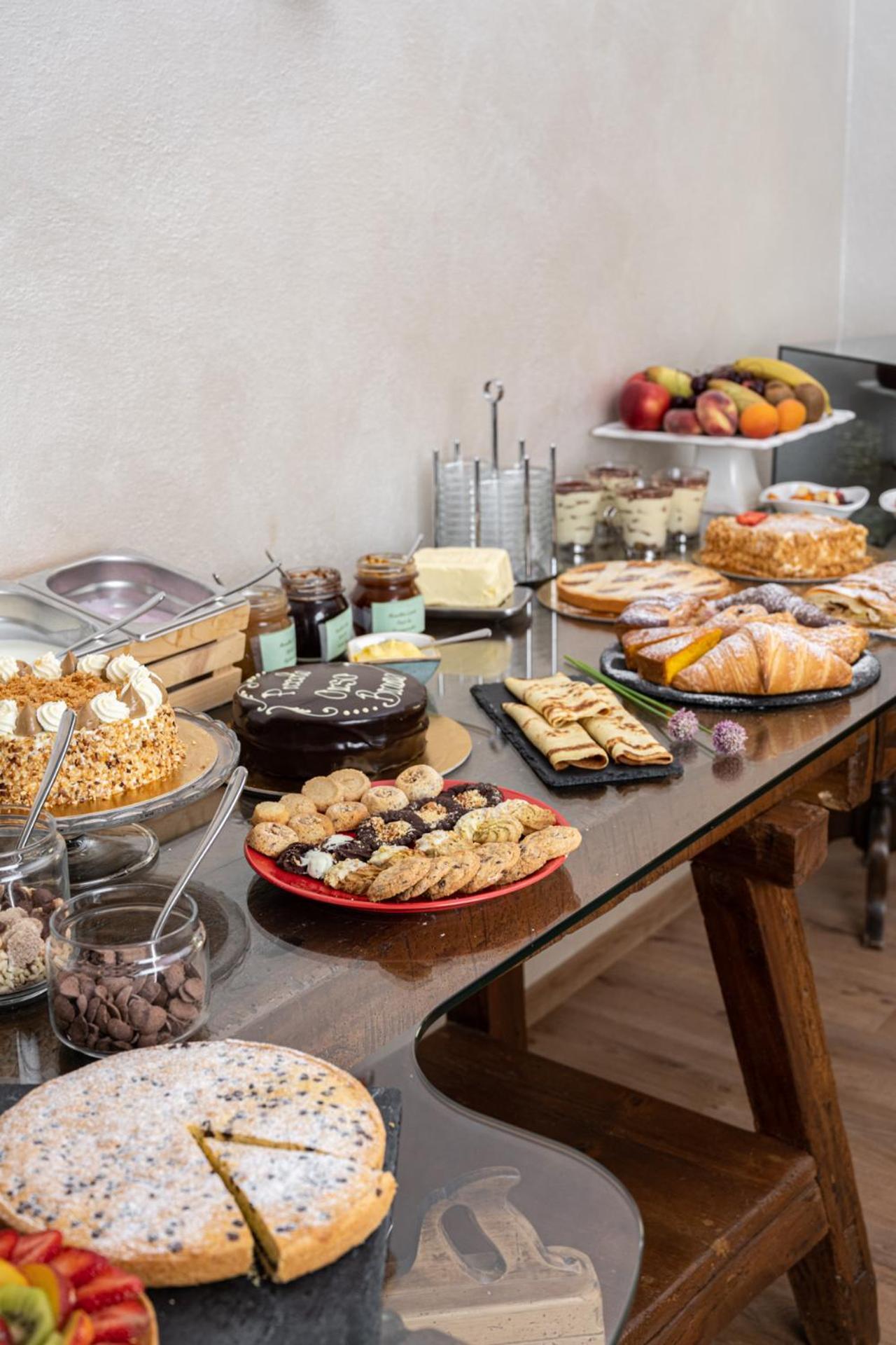Piccolo Orso Bruno Bed & Breakfast Cavareno Exterior photo