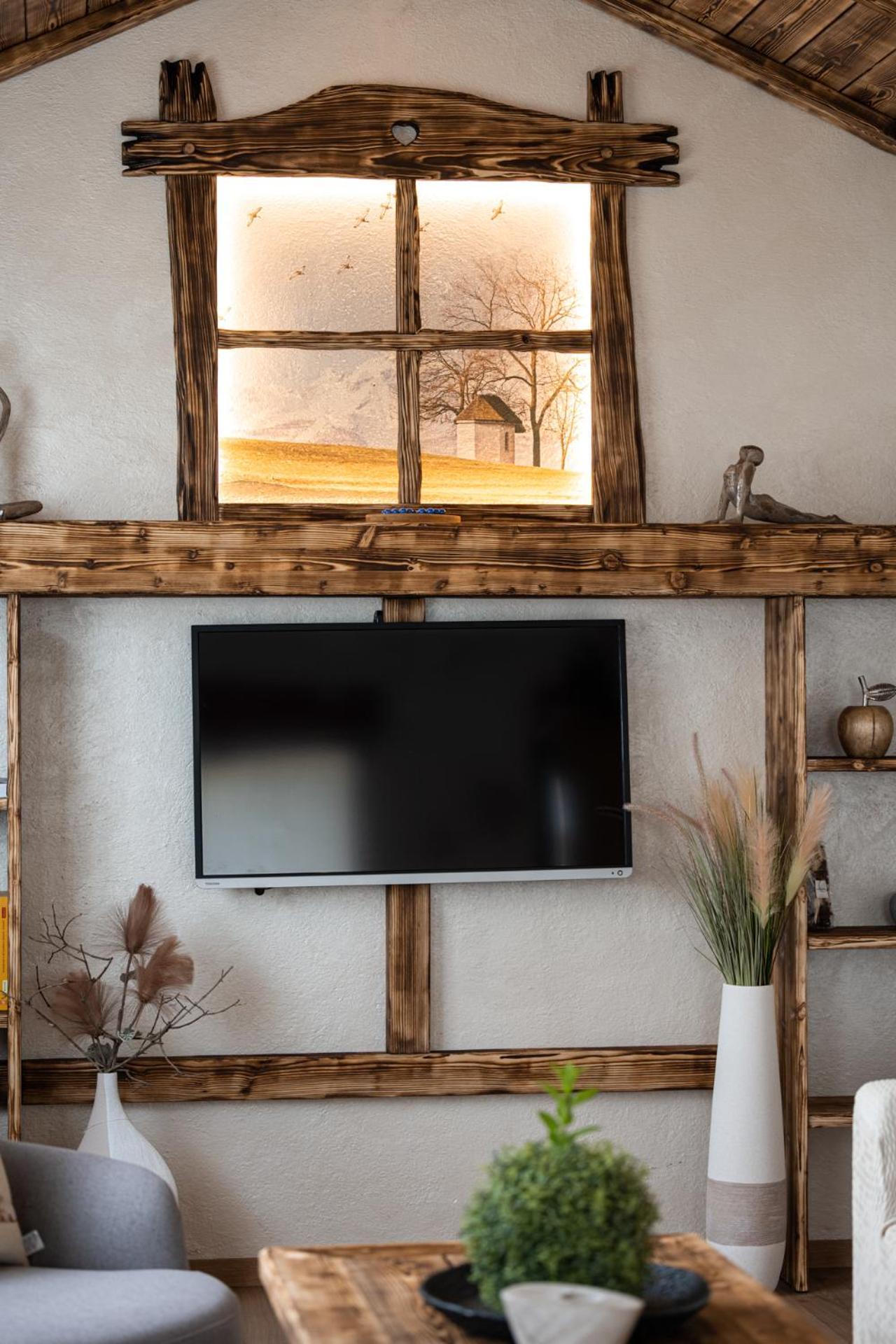 Piccolo Orso Bruno Bed & Breakfast Cavareno Exterior photo