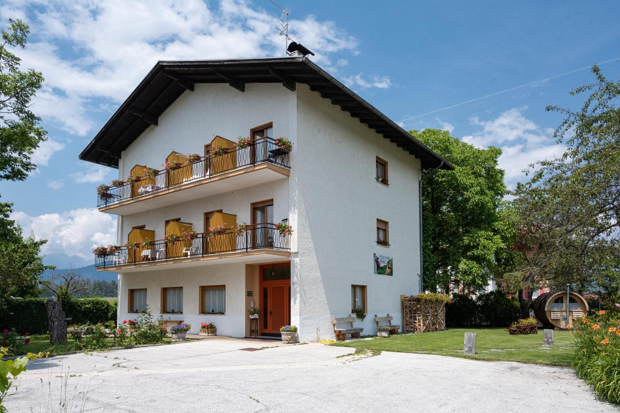 Piccolo Orso Bruno Bed & Breakfast Cavareno Exterior photo